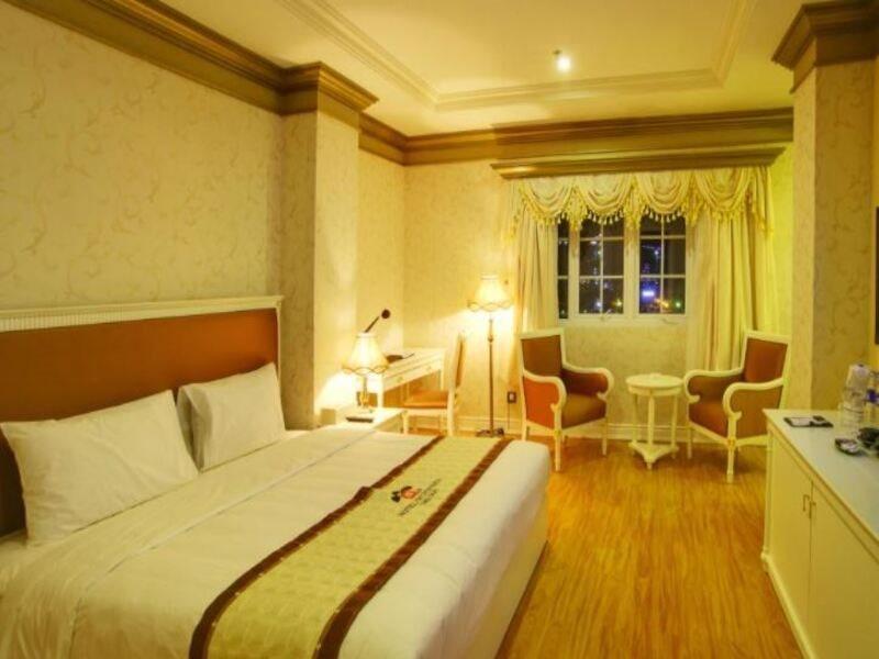 Seventeen Saloon Hotel Da Nang Zewnętrze zdjęcie