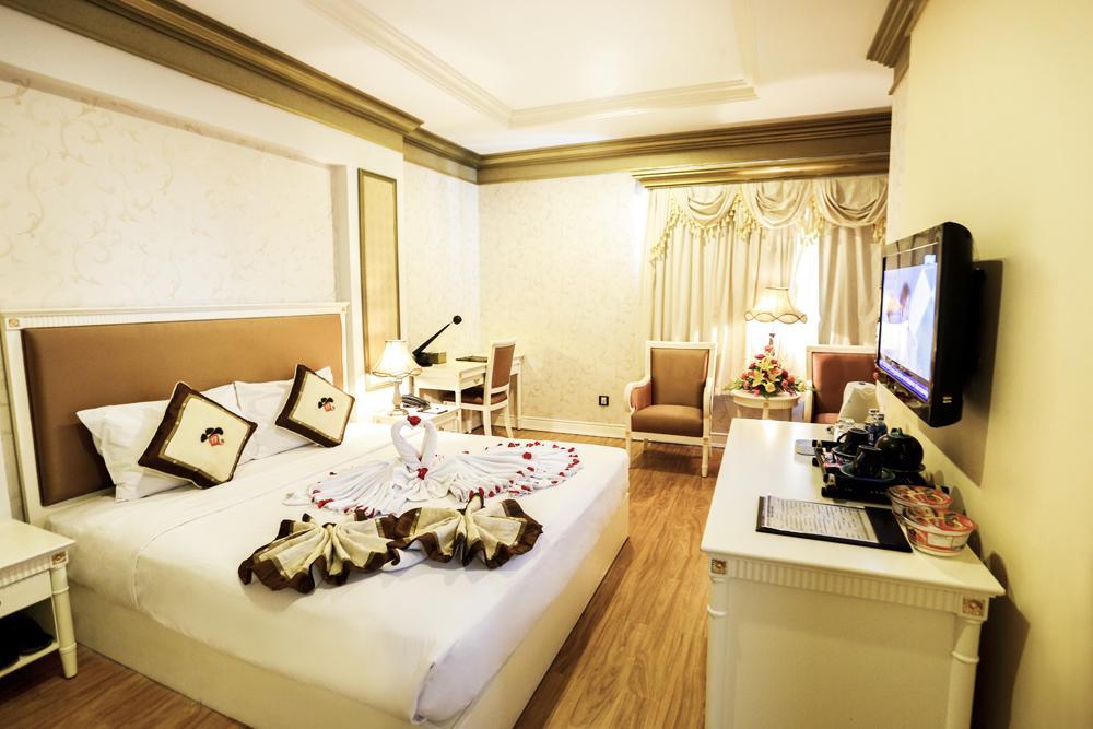 Seventeen Saloon Hotel Da Nang Zewnętrze zdjęcie