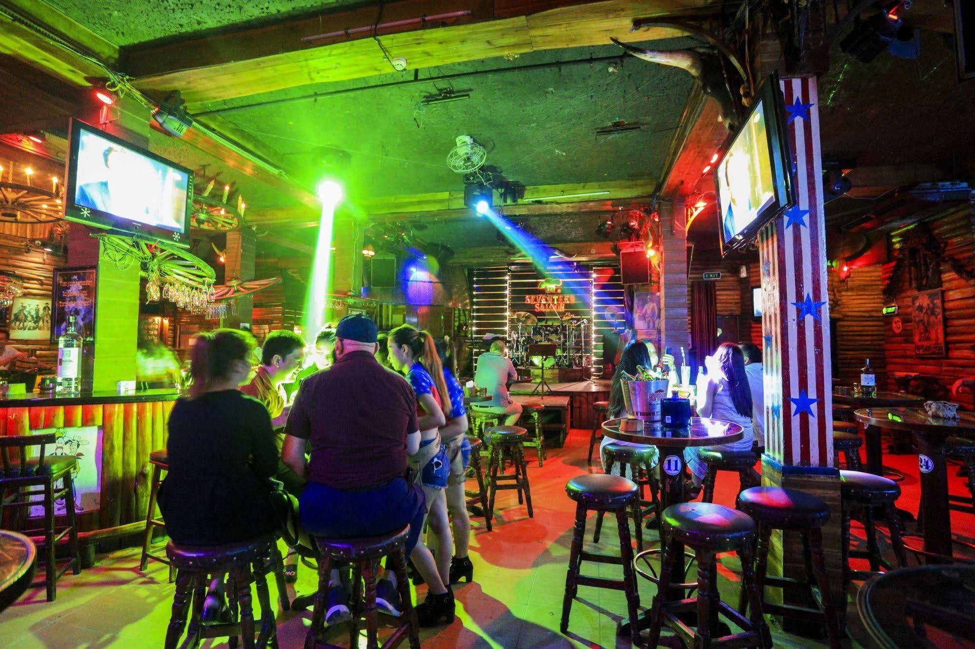 Seventeen Saloon Hotel Da Nang Zewnętrze zdjęcie